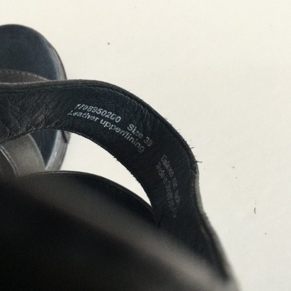 Dansko Nigella Sandals Comfort Strappy Size 9 Black heels Leather - Picture 9 of 16